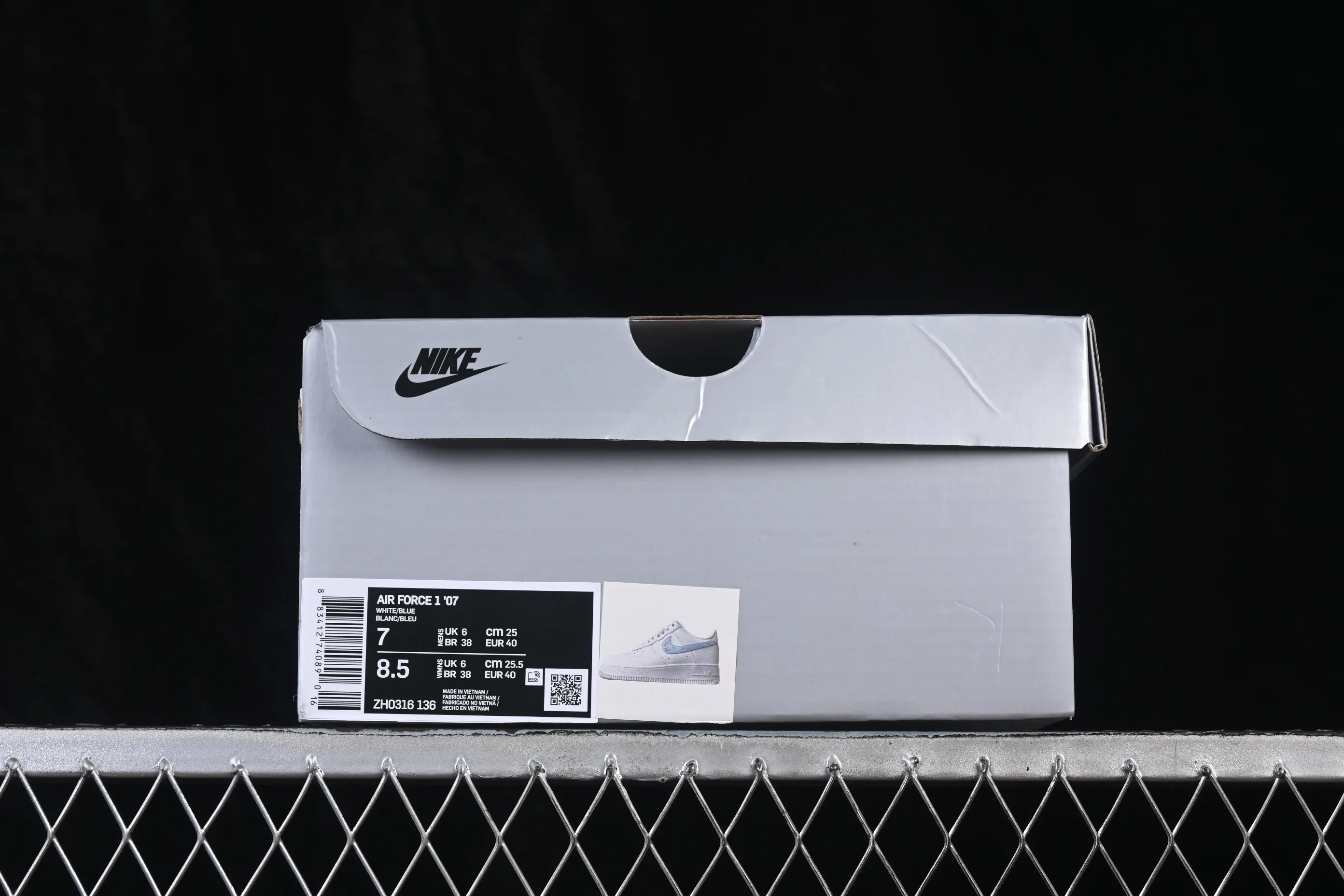 All categories Nk Air Force 1 Air Force Series Nk Air Force 1 Low Air Force Low Nike Air Force 1'07 Low Two-dimensional theme Koi Air Force One low-top casual sneakers ZH0316-136